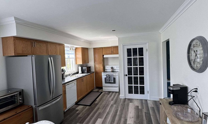 Labrador City Haus | 3 Bedroom House Centrally Located