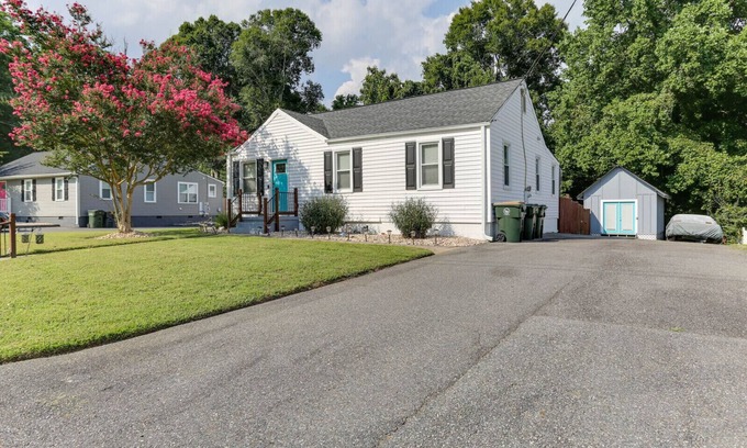 Williamsburg Haus | 3 bedroom in Williamsburg - Next to Busch Gardens!