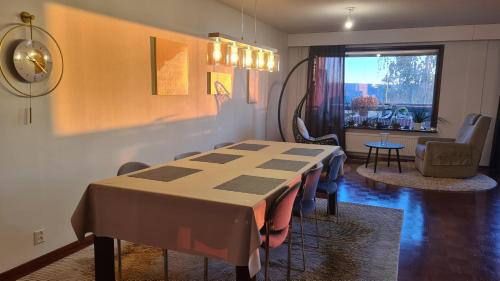 Lahti Wohnung | 3-bedroom lake view and near center apartment with sauna