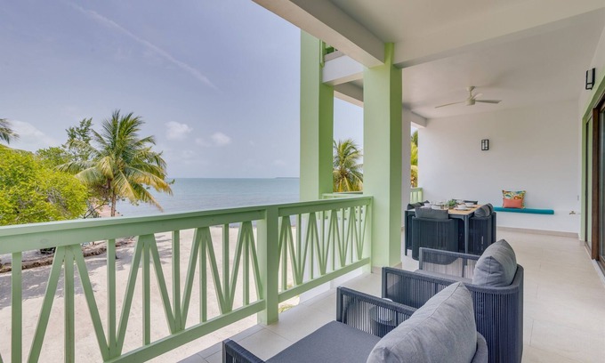 Cocoplum Eigentumswohnung | 3 Bedroom Luxury Beachfront Condo Brand New Pool