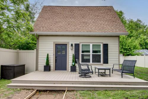 Crosby Haus | 3 Blocks to Mtn Biking The Cottage in Crosby