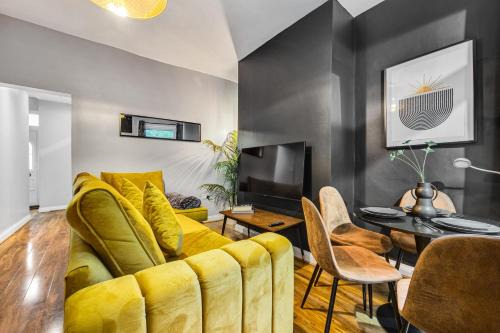 Manchester Haus | 3 BR Home Close to MCR City Centre