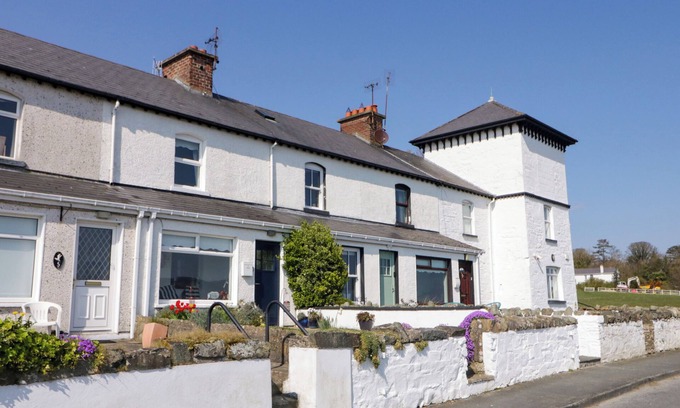 Rathmullan Hütte | 3 COASTGUARD STATION, family friendly in Rathmullan, County Donegal