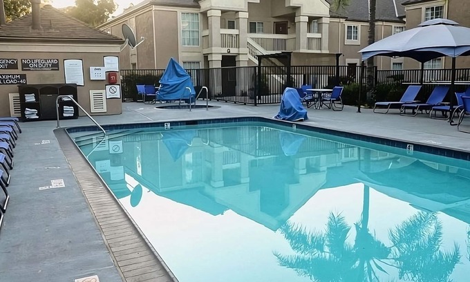 Highlands - Perkins Hotel | 3 Convenient Units w/ Full Kitchen! 14-minute walk to Louisiana State University