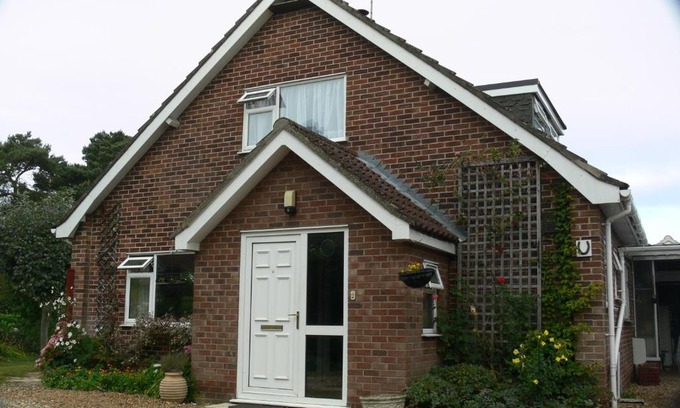 Holt Bed & Breakfast | 3 Corners B&B