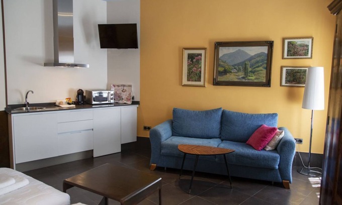 Andujar Haus | 3 Estudios Deluxe Para 2 O 4 Personas