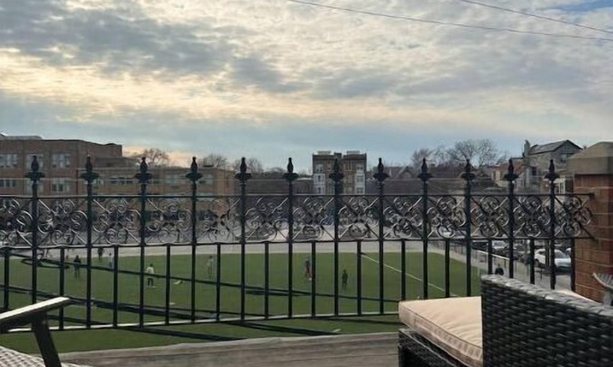 Park West Haus | 3 floor, 2000 sq ft home - central & clean! 5 star rated home