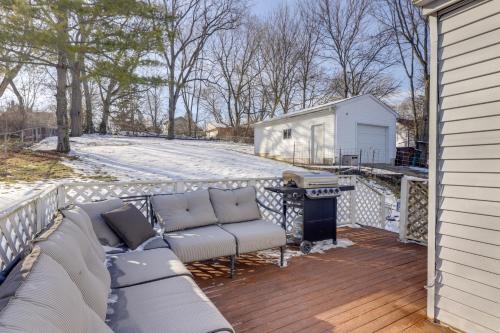 Union Haus | 3 Mi to Englewood Dam Pet-Friendly Home with Yard!