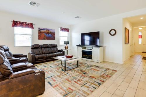 Canyon Trails West Haus | 3 Mi to Goodyear Ballpark Desert Den with Pool