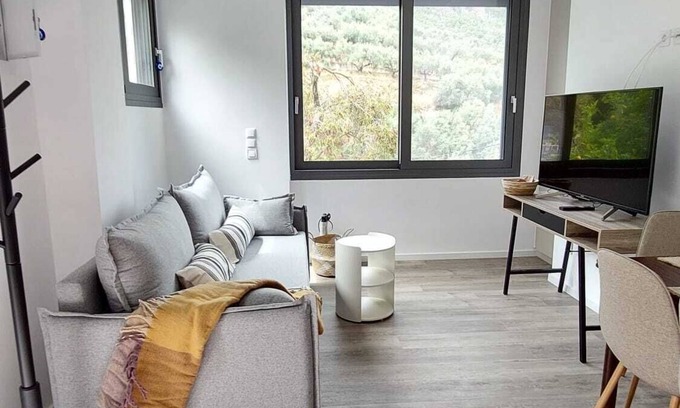 Kitries Wohnung | 3 Minuten zum Strand, Ferienwohnung mit Meerblick, Kitries, Kalamata, Lagoudis
