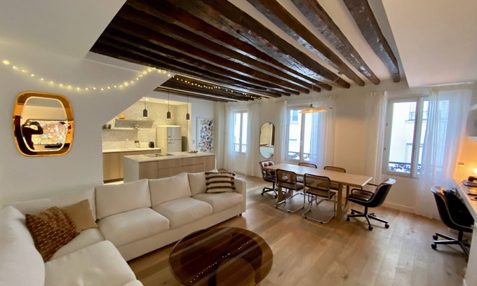 Quartier de la Porte-Saint-Denis Wohnung | 3 Pièces Luxe Duplex. Coeur de Paris, Proche Gares de L'est et Nord.6 Couchages