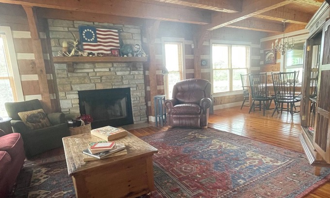 Pittsfield Sonstige | 3 story log home with walkout basement, 27 acres, & pond in central Pike County!