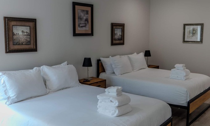 Home Park Haus | 3-Story Tumlin home near GA Tech