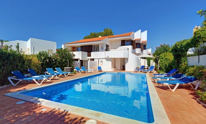 Areias de Sao Joao Villa | VILLA IN PRAIA DA OURA FOR FAMILY GROUPS