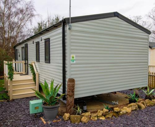 St Leonards-On-Sea Resort | 35 Redwood - Beauport Park, Hastings