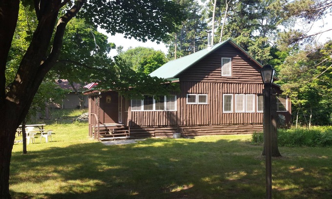 Mears Hütte | 350 Meter Privatstrand am Lake Michigan, 6 Hektar Privatsphäre