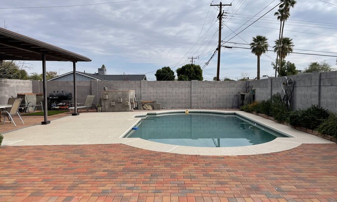 Tempe Haus | 3bd house with pool conveniently located near Scottsdale, Tempe, and Papago Park