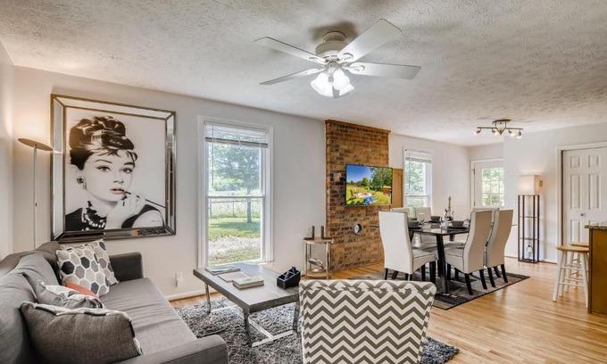 Franklin Haus | 3BR 2BATH Gorgeous Country Near Nashville F1