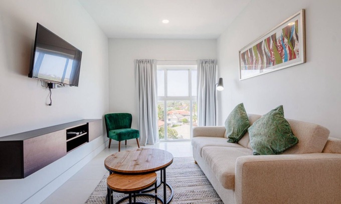 Turibana Eigentumswohnung | 3BR Loft CONDO! Resort Style Pool!