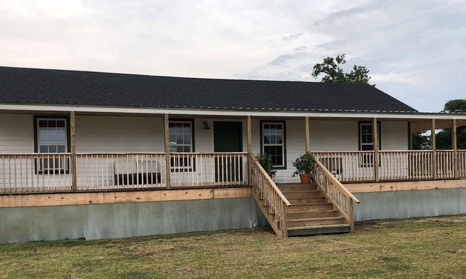 Marion Haus | NEU! Charmantes 3-Schlafzimmer-Bad, 7 Minuten von der Innenstadt von Memphis entfernt. Haustiere! Gewidmetes Gästehaus!