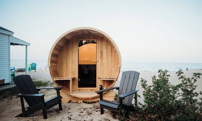 Greenbush Kabine | 4 Beachfront Cottages - New Bathrooms/Roofs!