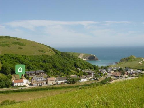 West Lulworth Haus | 4 bed in Lulworth CHRIC