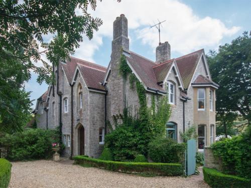 West Lulworth Haus | 4 Bed in Lulworth Cove DC182