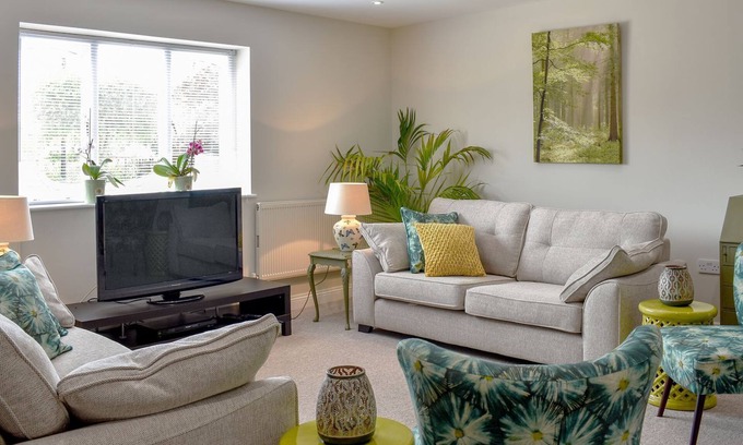 Parley Hütte | 4 Schlafzimmer Unterkunft in West Parley, in der Nähe von Bournemouth