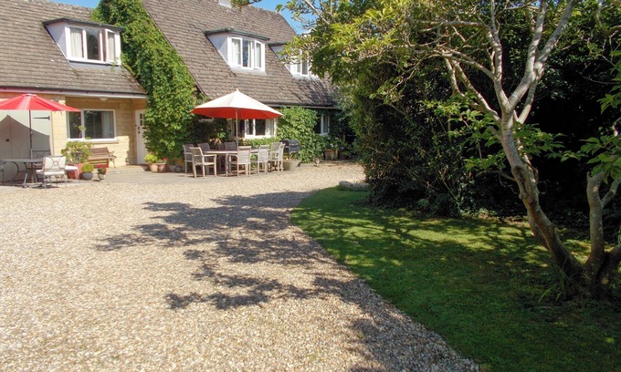 Bourton-on-the-Water Hütte | 4 Schlafzimmer Unterkunft in Bourton-on-the-Water