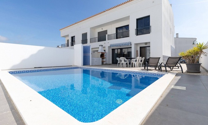Vila Nova De Cacela Skihütte | 4 bedroom villa with private pool in Vila Nova de Cacela by AlgarveManta (3V4)
