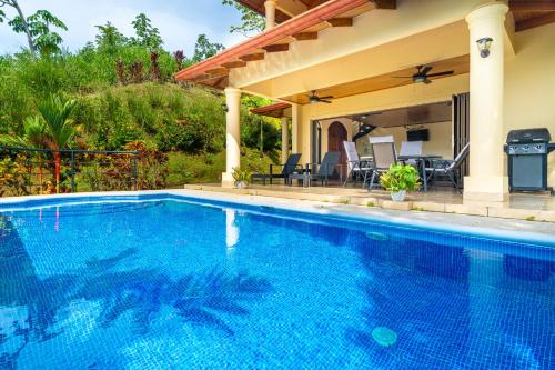 Ojochal Haus | 4 Bedroom-sleep 9-private Pool-gated-ojochal