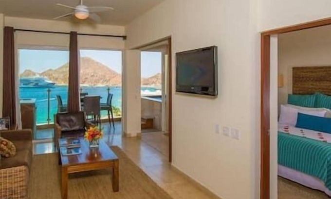 El Medano Ejidal Hotel | 4 Bedroom Suite Corazon Los Cabo