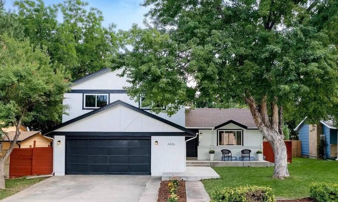 Northwest Arvada Haus | 4 BR Modern Home With Pool Table and Fire Pit