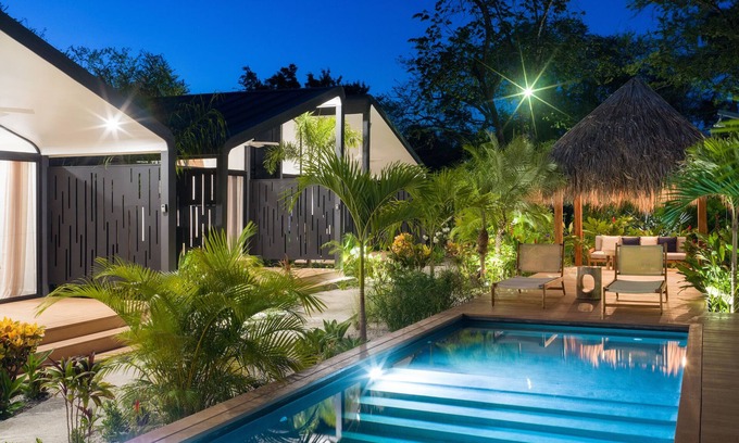 Playa Langosta Haus | 4 Favela Chic Tamarindo Adults Only Bungalow