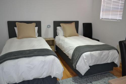 Klerksdorp Haus | 4 Kiaat Suites