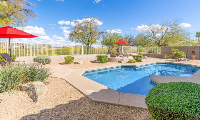 Foothills Club West Haus | 4 King Beds & Pool * can be heated