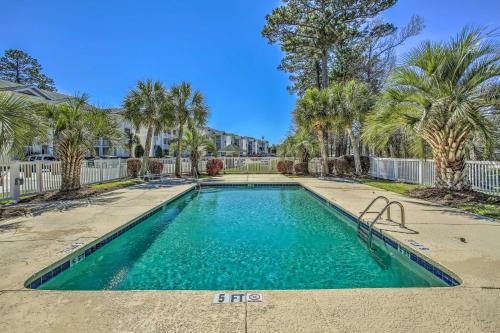 Carolina Forest Wohnung | 4 Mi to Broadway at the Beach Golf Resort Getaway