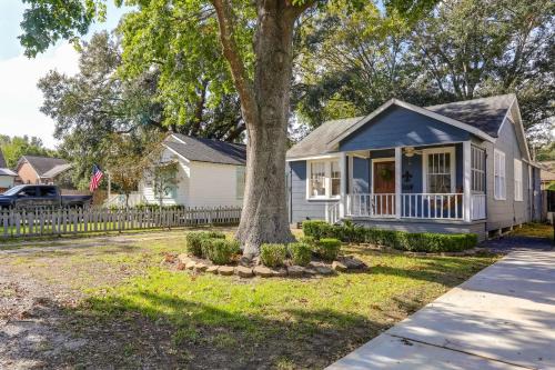 Mid City South Haus | 4 Mi to Dtwn Baton Rouge Bungalow with Private Yard