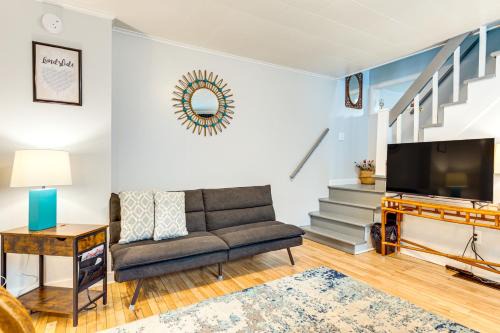 Calumet Haus | 4 Mi to Lake Superior Calumet Getaway!