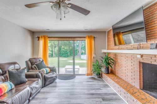 Loris Haus | 4 Mi to Loris Nature Park Family Home with Yard