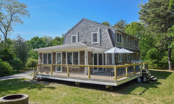 North Eastham Haus | 4 Mins to Bayside Beaches!