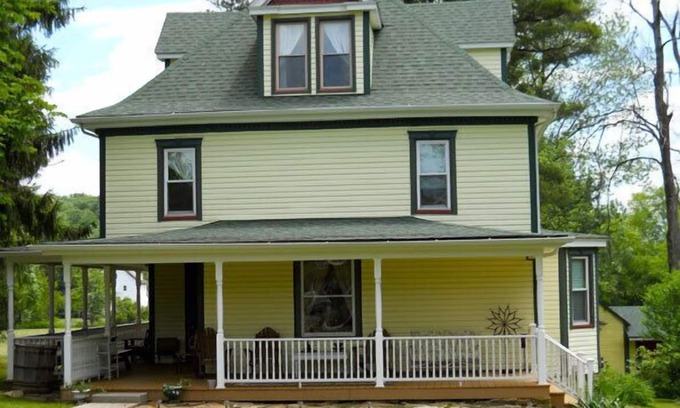 Chalk Hill Haus | 4 Saison Genuss auf weitläufige 70-Morgen-Zustand einschließlich privatem Pool!