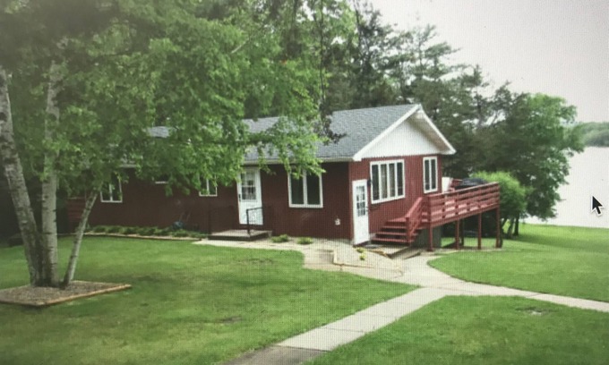 Lodi Kabine | 40 min from UW-Madison! New Listing!