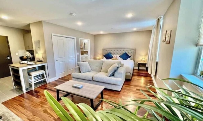 Logan Square Wohnung | 403 Luxury and Comfy King bed in Central city of philly