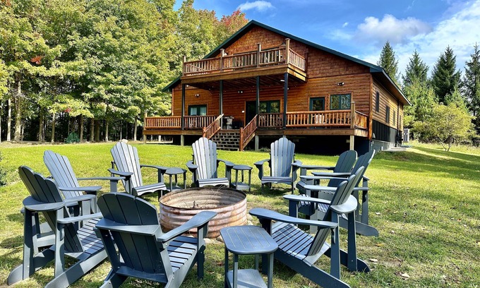 Central Lake Haus | 4bd/5ba Luxe Log Cabin - Sunset View of Torch Lake, Hiking Trails, Premier Golf