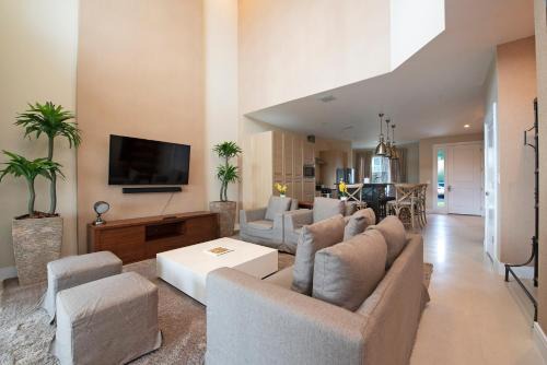 Florida Central Atlantic Coast Haus | 4BD All suites luxury home with BBQ near Disney