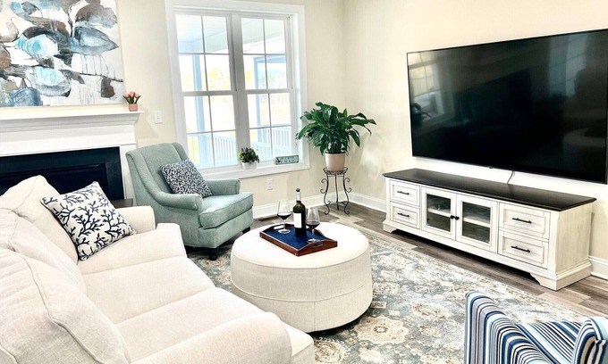 Rehoboth Beach Haus | 4BR/3.5BR in Rehoboth! Gameroom, Clubhouse, Pool, Pickleball minutes to beaches!