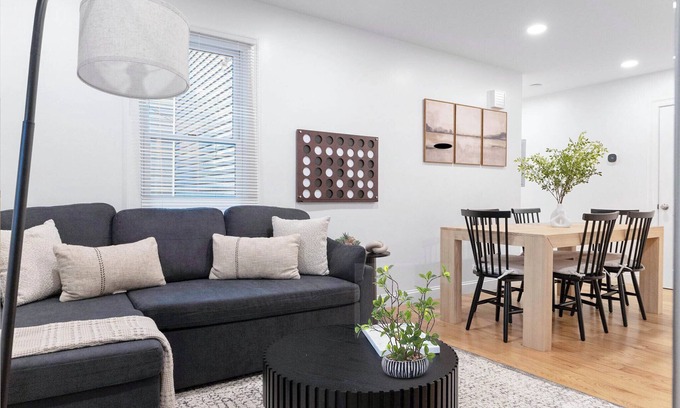 Cambridgeport Wohnung | 4BR3B 14G Walk to Harvard MIT BU and Outdoor
