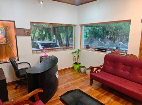 Periyur Haus | 4M FarmStay
