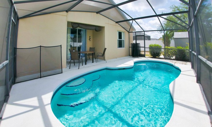 Sunset Ridge Haus | 5/4 Pool home located in Sunset Ridge Community!